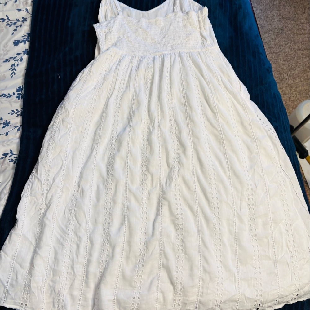 Old Navy White Sleeveless Scoop Neck Sundress